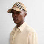 Casquette Burberry en sergé Check EKD