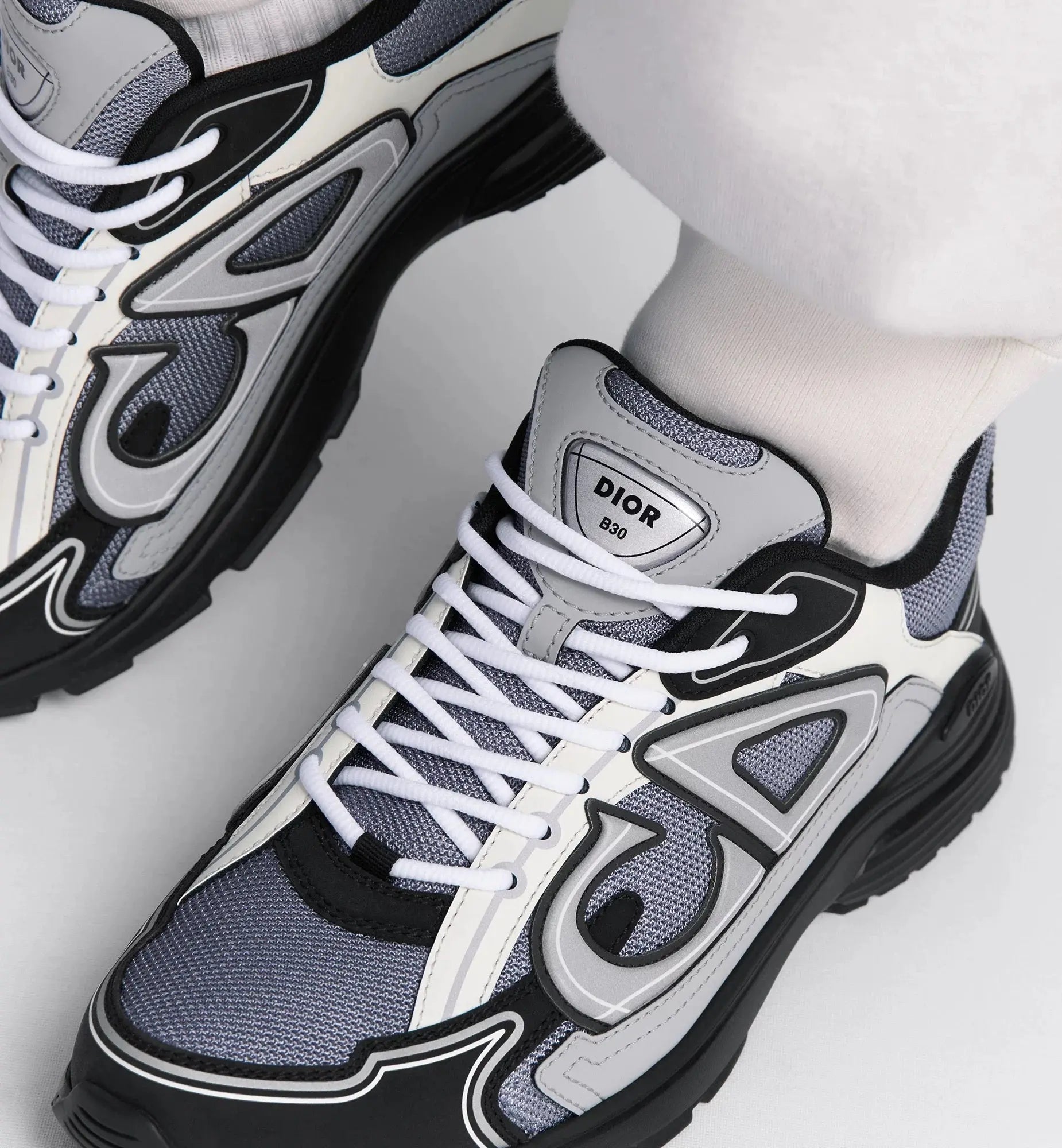 Dior B30 Countdown
