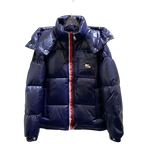 Doudoune Moncler courte à capuche Montbeliard