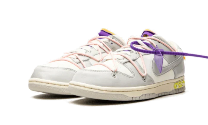 Nike® x Off-White® Dunk Low lot 24