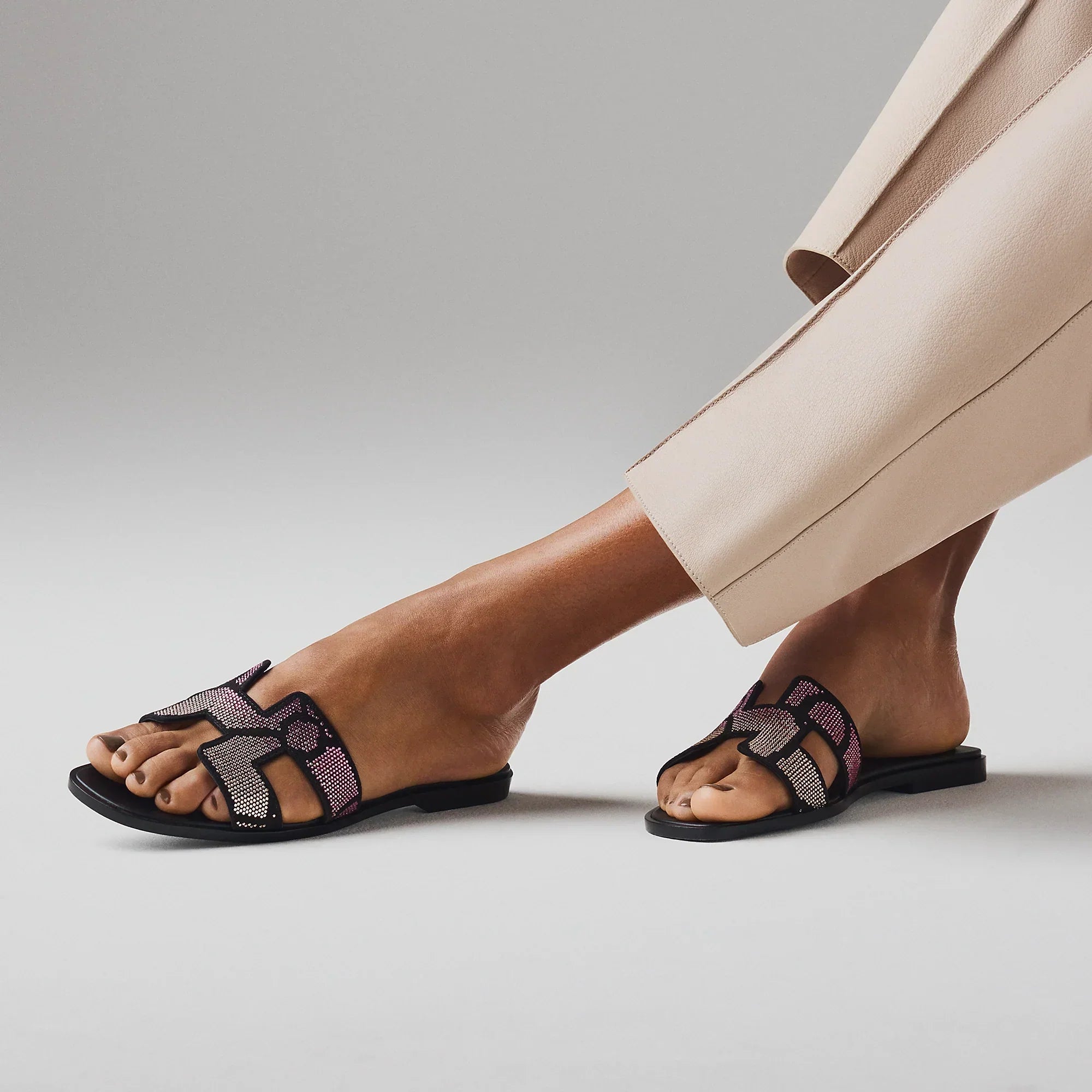 Sandales Oran Noir Et Rose